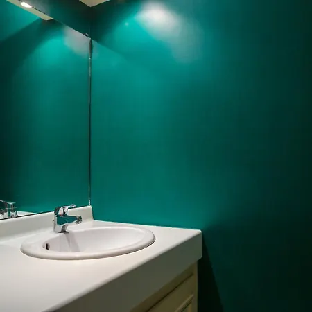 Hotel The Originals City, Le Hôtel, Bruay-la-buissière 2*