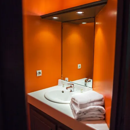 Hotel The Originals City, Le Hôtel, Bruay-la-buissière 2*